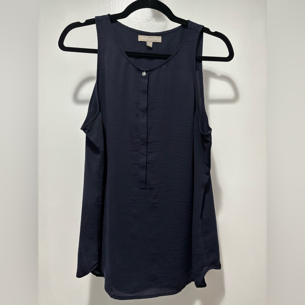 Banana Republic Sleeveless Navy Camisole Large
